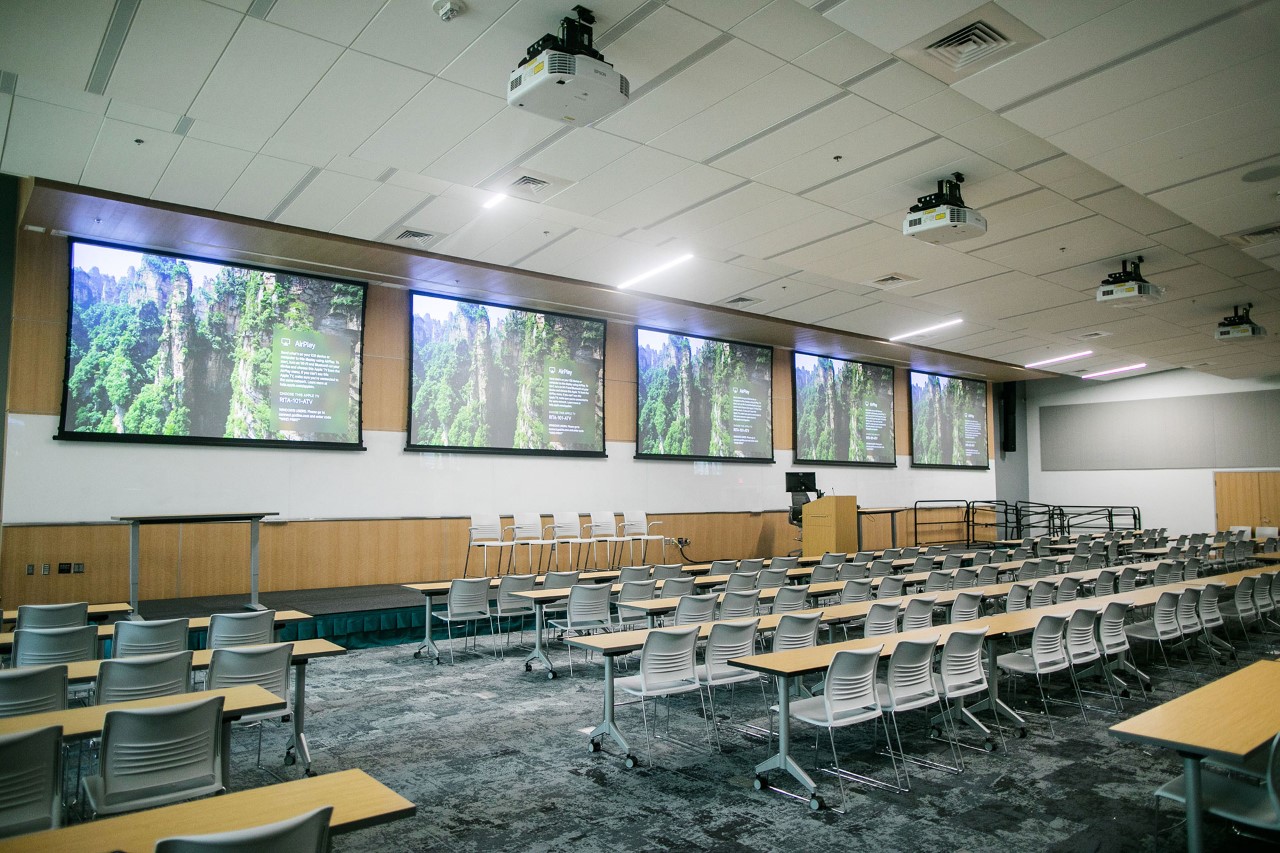 thumbnail SI 5 Series Motorized College of Charleston 1